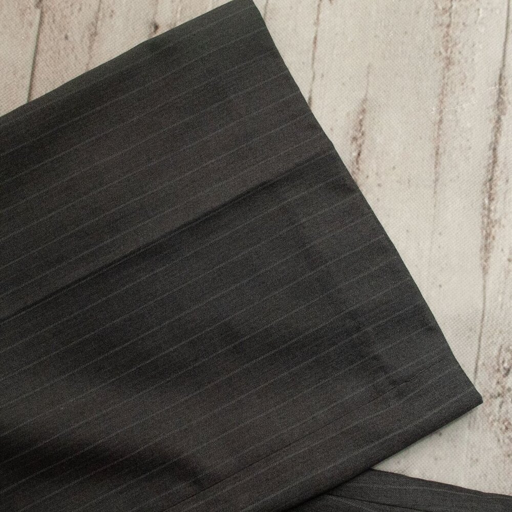 Calvin Klein Pinstripe Suit in Grey and Black size 4 - Picture 12 of 14